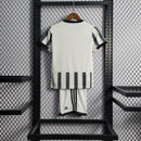 KIT ENFANT JUVENTUS 22/23