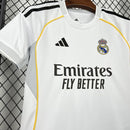 KIT ENFANT REAL MADRID 25/26 *OFFICIEL* + 5 CADEAUX 🎁