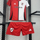 KIT ENFANT RIVER PLATE 25/26 *OFFICIEL* + 5 CADEAUX 🎁