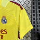 KIT ENFANT REAL MADRID 25/26 *OFFICIEL* + 5 CADEAUX 🎁